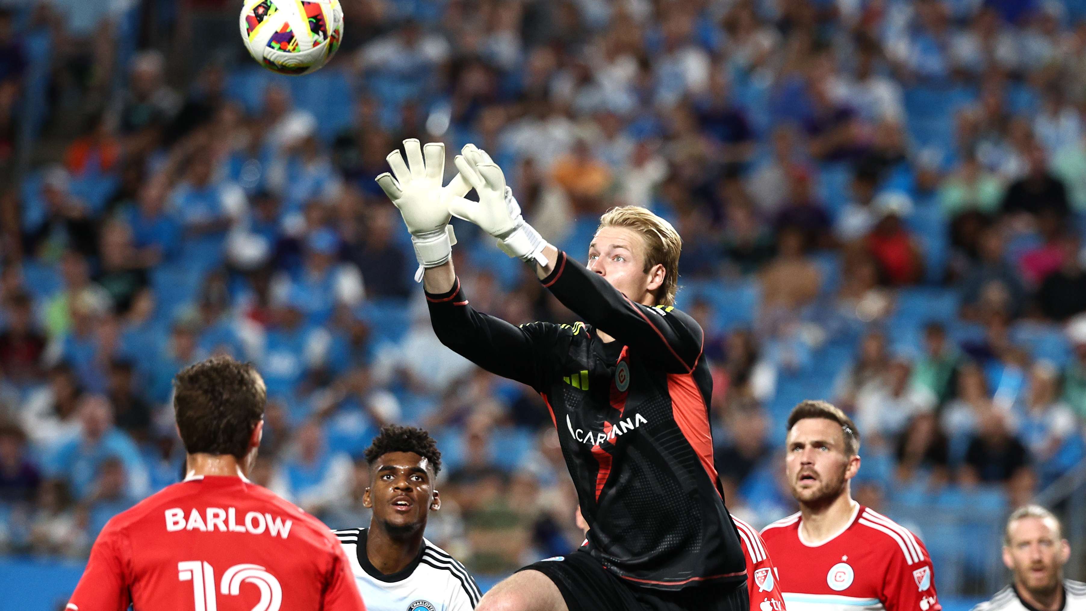 名涉事球迷 名涉事球迷